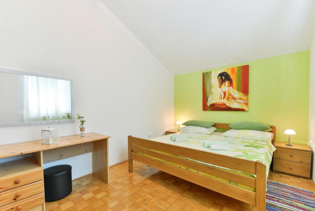 Family Friendly Apartments With A Swimming Pool Zadar - 18098 Dış mekan fotoğraf