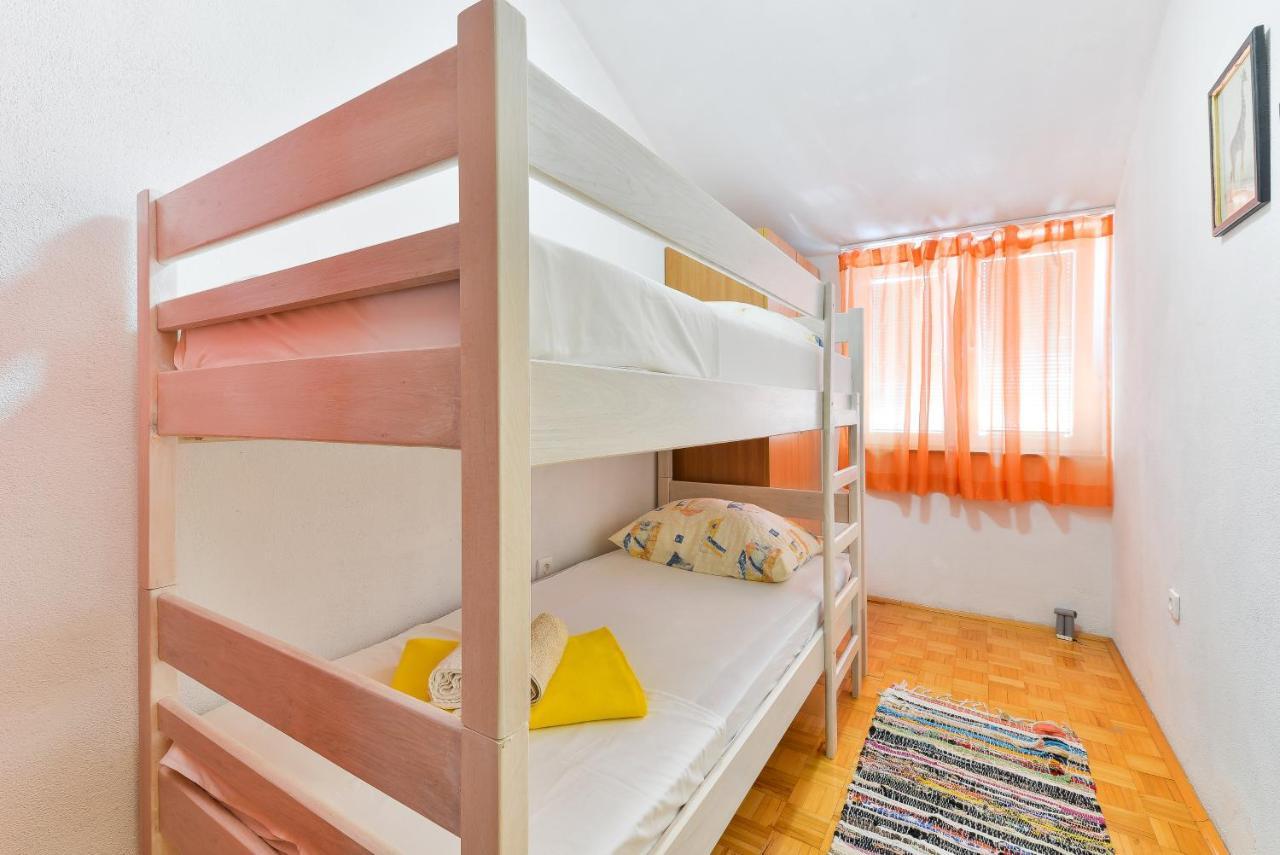 Family Friendly Apartments With A Swimming Pool Zadar - 18098 Dış mekan fotoğraf