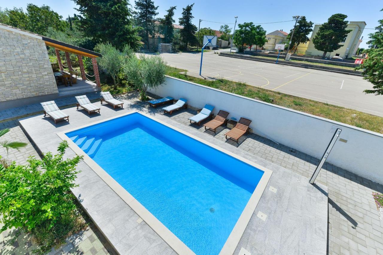 Family Friendly Apartments With A Swimming Pool Zadar - 18098 Dış mekan fotoğraf